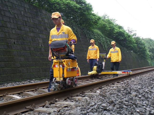 鋼軌探傷檢測作業